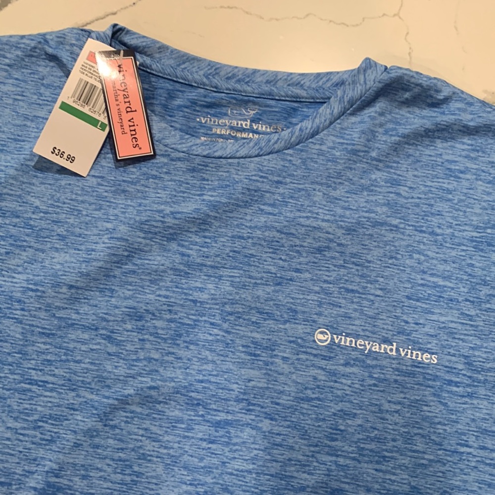 New mens Vineyard Vines shirt